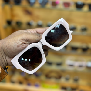 OFFWHITE Pink Wayfarer