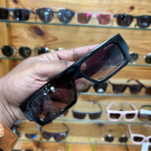 OffWhite Full Black Wayfarer UV400